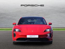 PORSCHE Taycan Photo 5