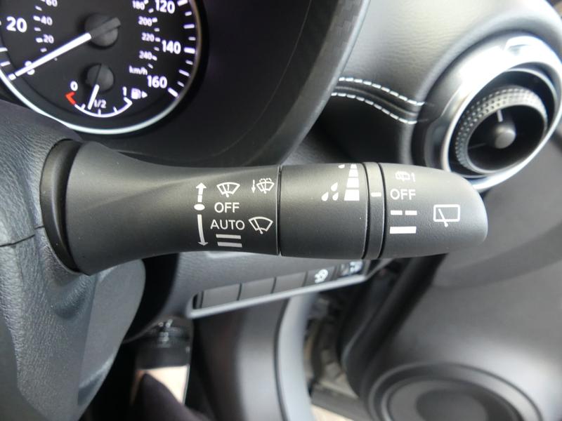 Nissan Juke Photo b121e682-bd74-4c36-9c00-92e82d8e0b40.jpg
