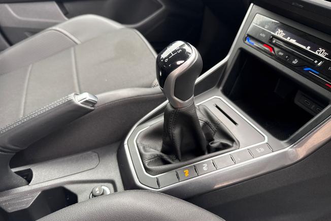 VOLKSWAGEN Taigo Photo 28
