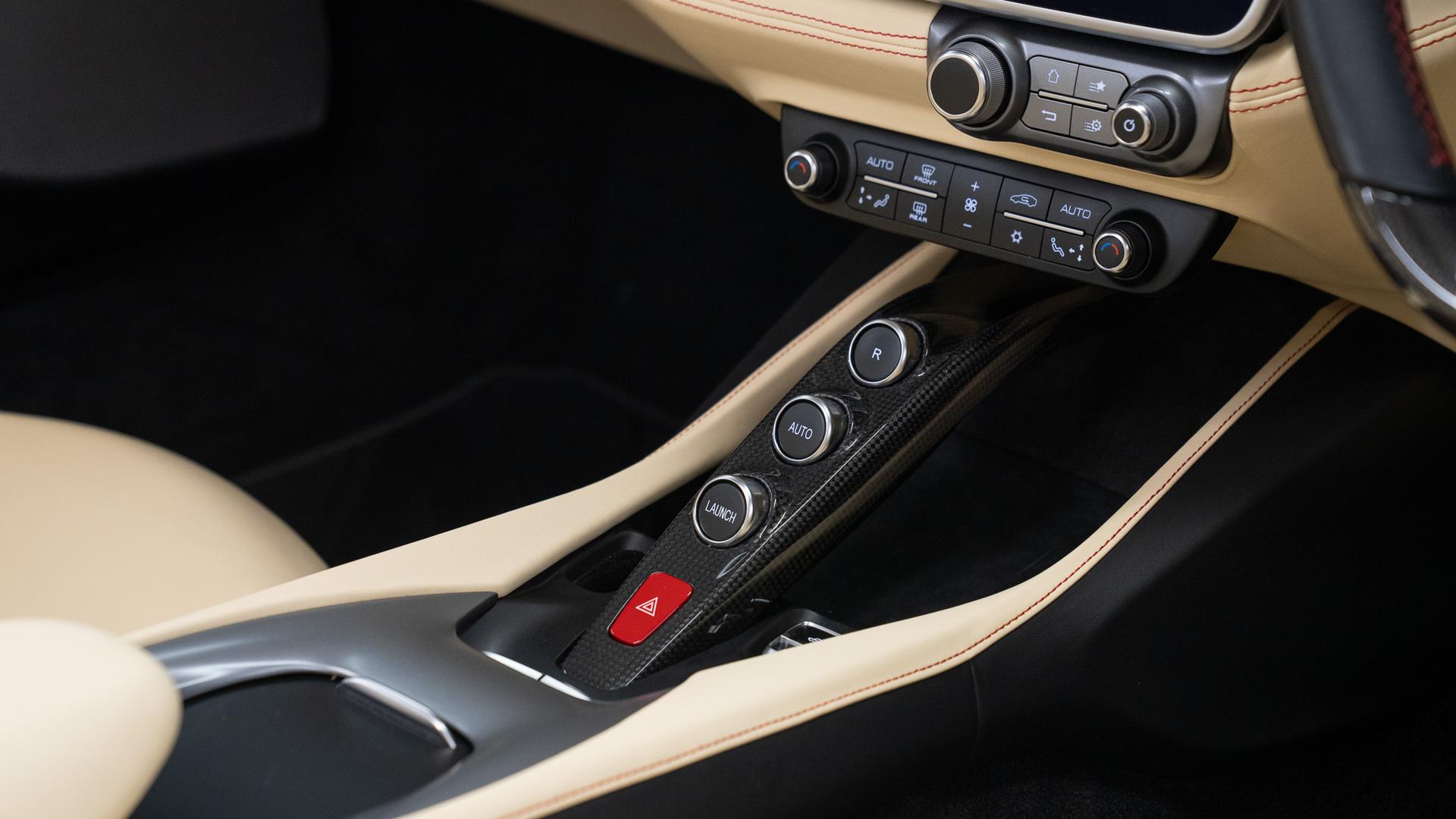 Ferrari Portofino Photo b133d69f-a62e-441e-b02b-4a006c14c7a2.jpg