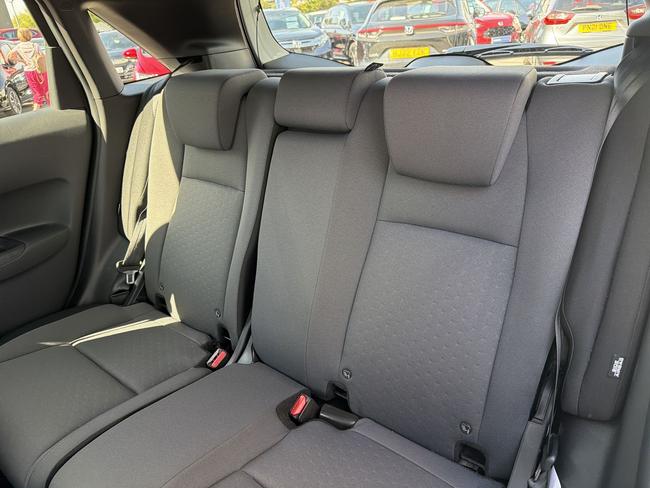Honda Jazz Photo b13b9c38-5bcf-452a-bd57-eba560d9506b.jpg