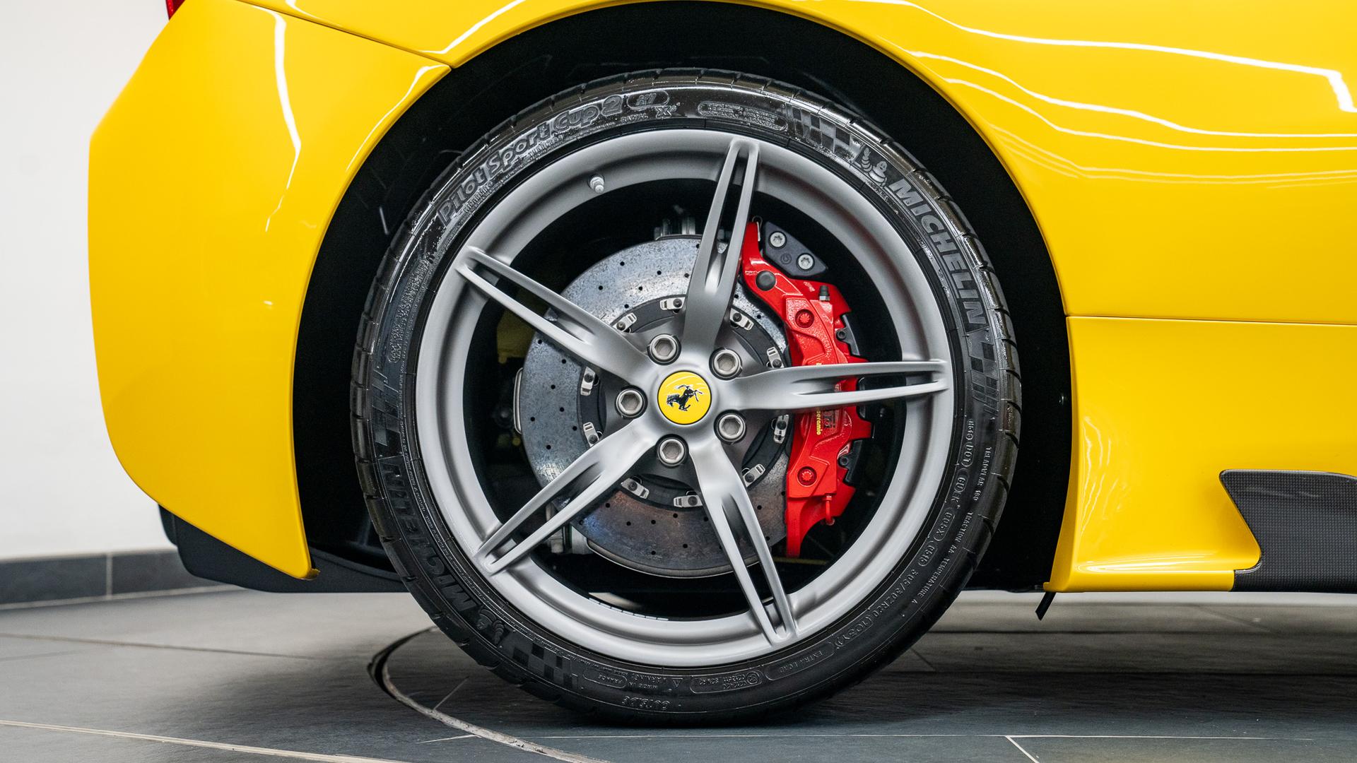 Ferrari 458 Photo b140f147-1817-43f5-9385-c71c917f2866.jpg