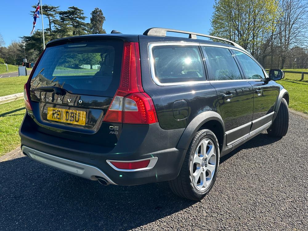 Used Volvo XC70 RE11DBU 5