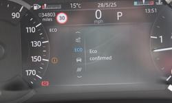 Jaguar E-PACE Photo 13