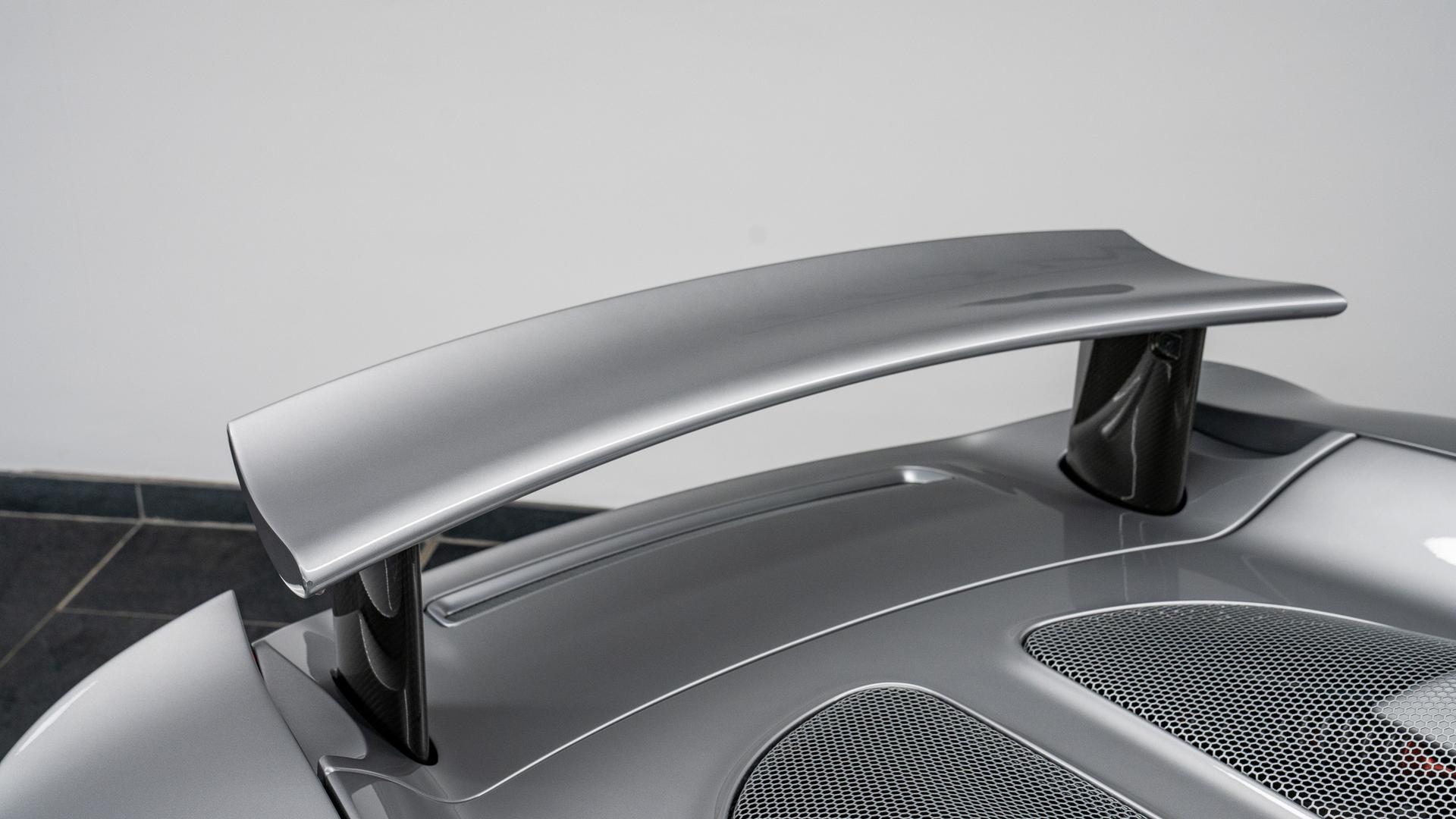 Porsche Carrera GT Photo b14f592c-fe8c-4e51-84eb-f94bcc56b0b6.jpg