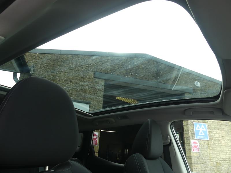 Nissan Qashqai Photo b15afd1f-d87e-446d-ae58-bb7af48613cd.jpg