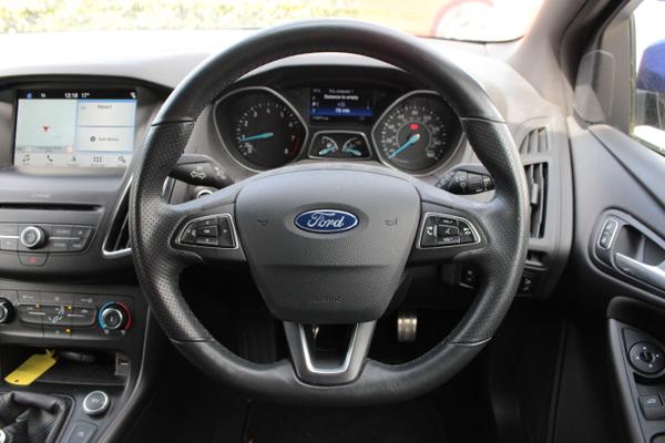 Used Ford FOCUS BL18ZHT 10