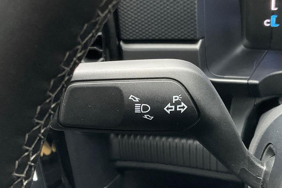 Ford RANGER Photo b174890a-d173-4440-bd8e-f25cdd34fa9a.jpg