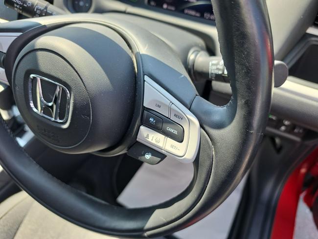 Honda Jazz Photo b174968e-38b0-42ad-92ce-d19a33d26d86.jpg