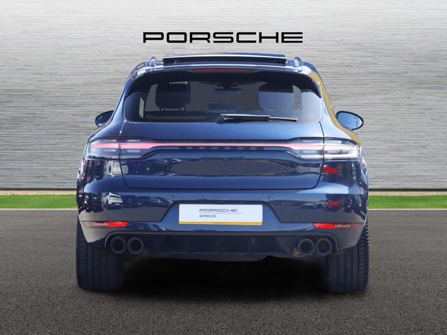 PORSCHE Macan Photo 6