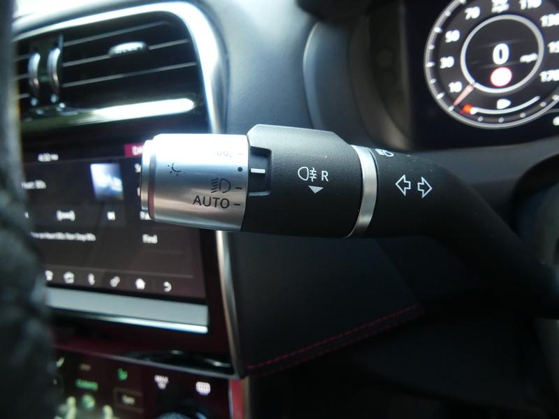 Jaguar XE Photo b18d07cc-d695-488d-8687-f5af6373836f.jpg