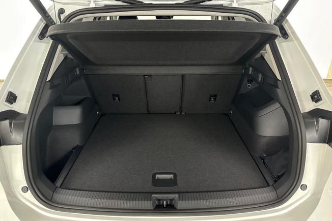VOLKSWAGEN  Tiguan Photo 12