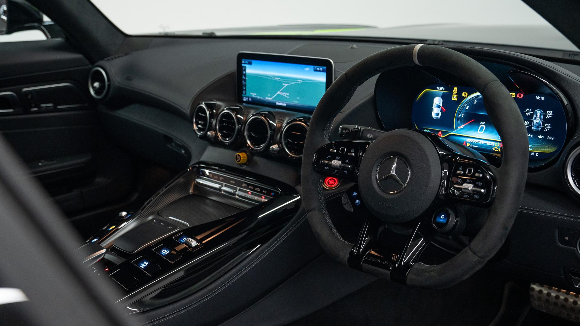 Mercedes-Benz AMG GT Photo b1a0a25c-ccf7-4990-9a70-0e1870743686.jpg