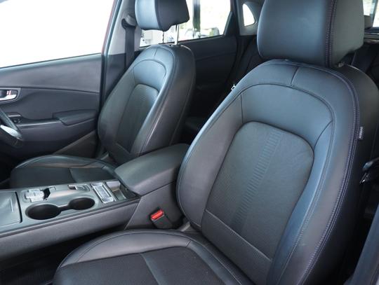 Hyundai KONA Photo b1a0d9d6-b4c4-42cd-ba22-0255df021ca8.jpg