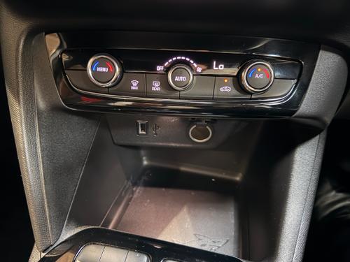 Vauxhall Corsa Electric Photo b1bd30e1-164e-4b15-81e0-06e9102743fb.jpeg