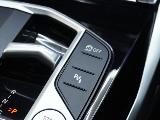 BMW 2 Series Photo b1c5e1f5-ecc4-4db3-bef4-ffaa10af6de4.jpg