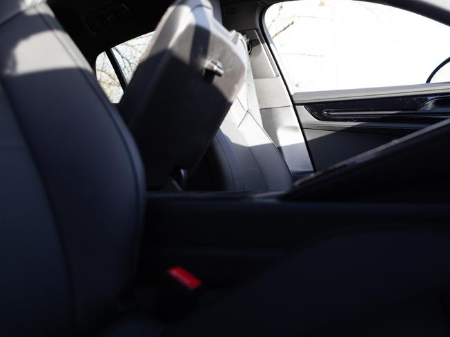 PORSCHE Panamera Photo 10