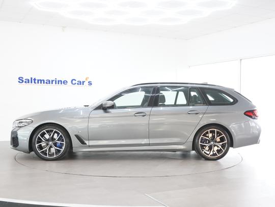 BMW 5 Series Photo b1faa50f-17a7-484d-934f-6e1ac11d4e55.jpg