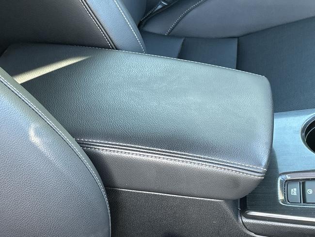 Honda Civic Photo b20055d7-8c7a-4b2d-86fd-39e893162b5c.jpg