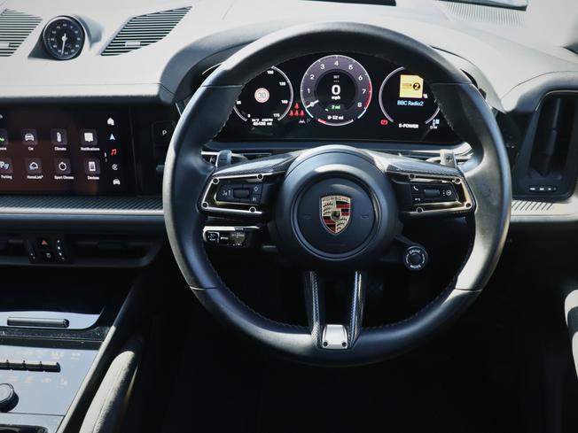 PORSCHE Cayenne Photo 39