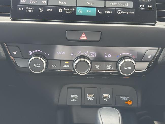 Honda Jazz Photo b20b0d50-d669-4aae-a003-724d914bb4a3.jpg