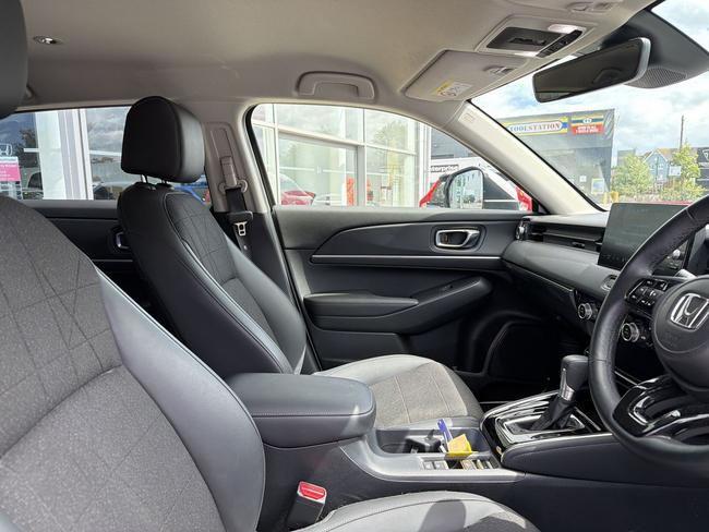Honda HR-V Photo b22481b4-8dc0-426c-9258-4bf3158fac1d.jpg