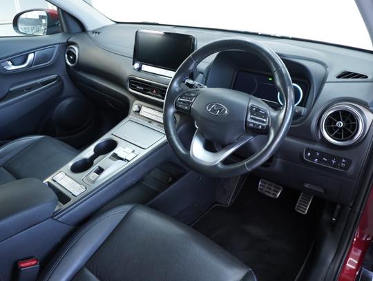 Hyundai KONA Photo b22ac47a-e0ad-43be-a8a1-ccbb4bdeda4b.jpg