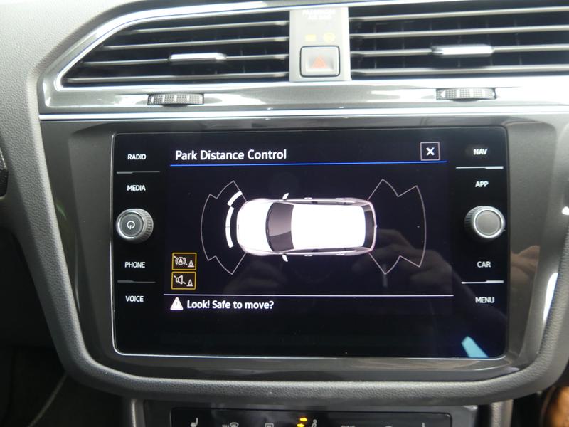 Volkswagen Tiguan Photo b22dbccb-e791-418d-a613-18e2c38493ee.jpg