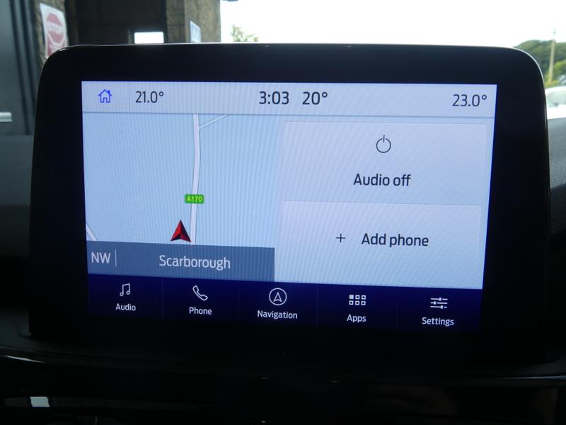 Ford Kuga Photo b22f5bca-8242-4bb5-9c82-3f114615b8af.jpg