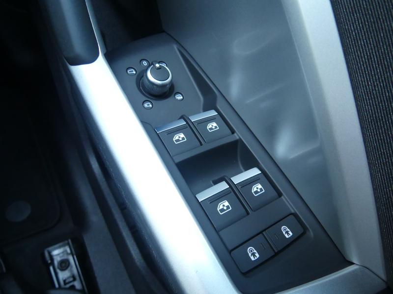 Audi Q3 Photo b2477efe-8ba8-4d65-be5e-056e65ce27b5.jpg