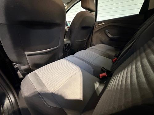 Ford C-Max Photo b24c971c-4ac8-4b00-9b99-6a80a81f06b2.jpeg