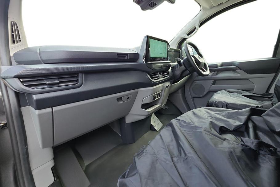 Used Ford TRANSIT CUSTOM WO26RZZ 3