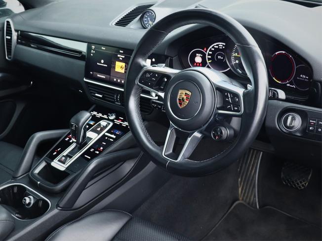 PORSCHE Cayenne Photo 19