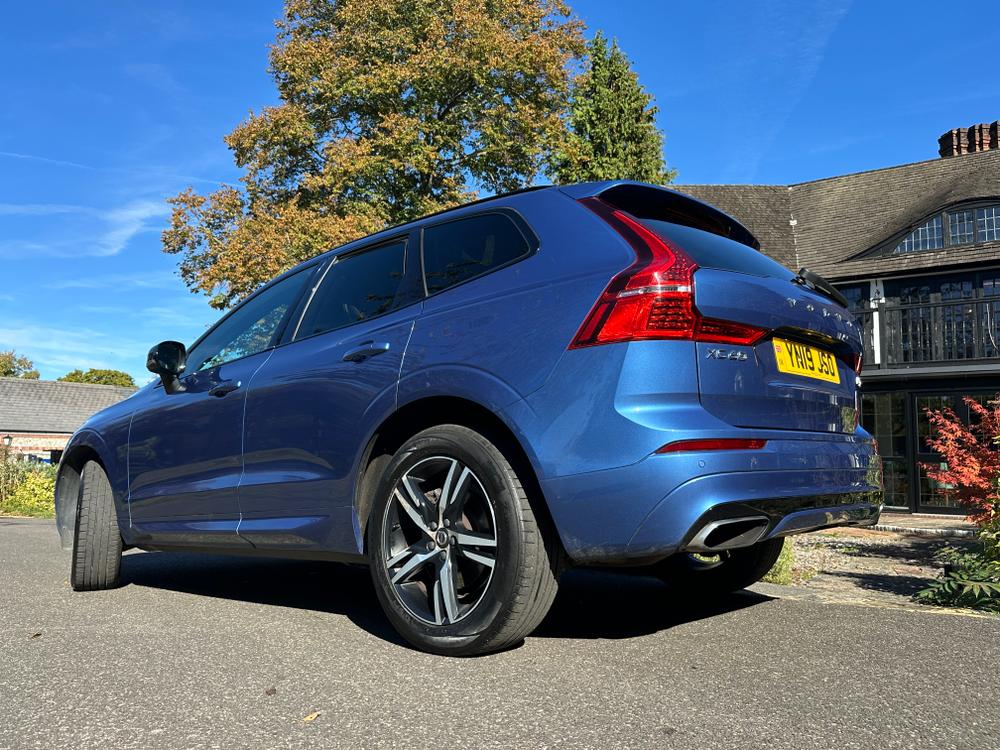 Used Volvo XC60 YN19JSO 5