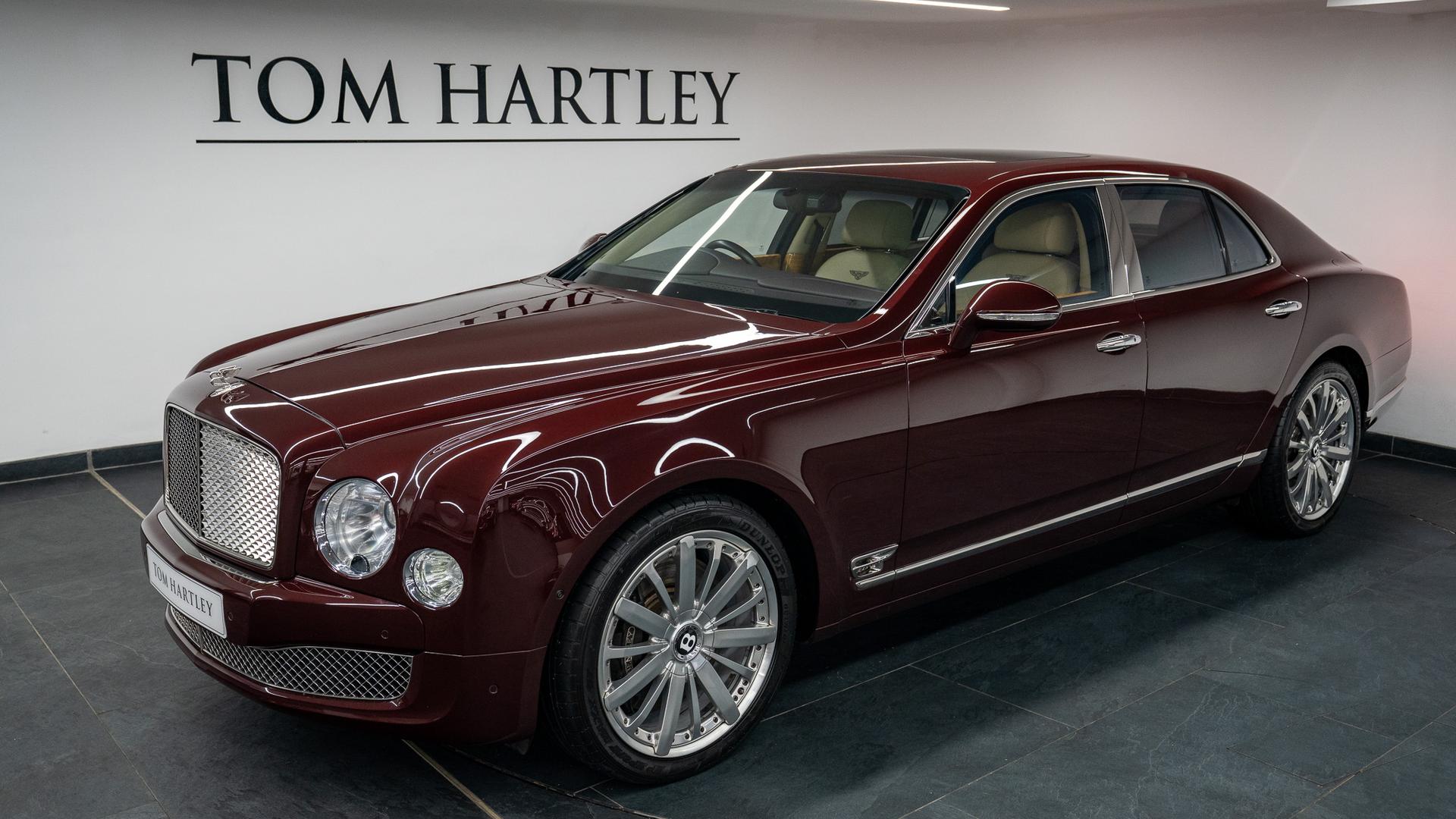 Bentley Mulsanne Photo b26889c6-5d24-4119-8266-6b938fe18f4a.jpg