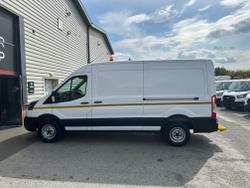 Ford Transit  Photo 12
