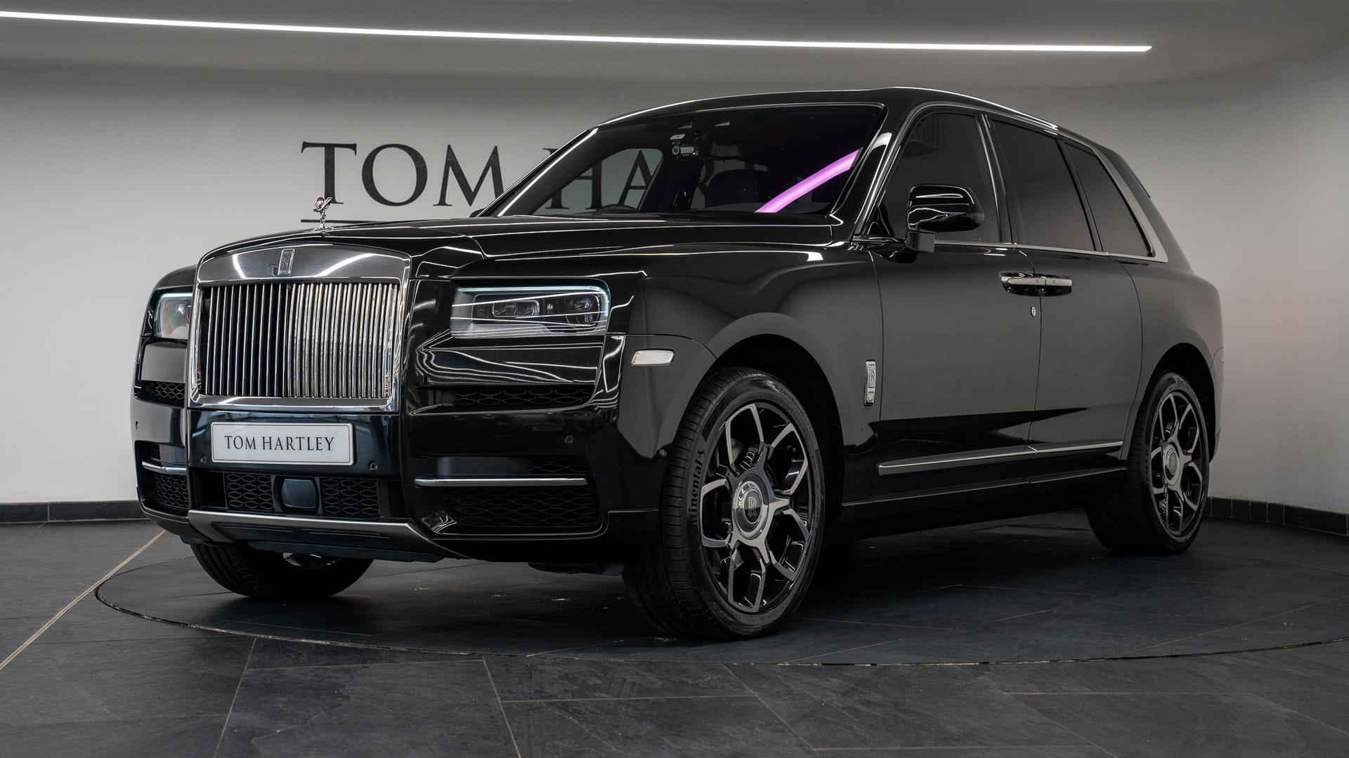 Rolls-Royce Cullinan Photo b273ab20-7fbf-4f6b-beaa-55cb18293fc8.jpg