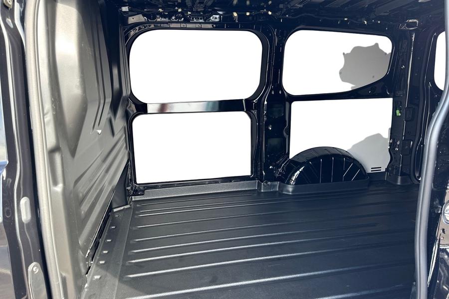 Ford TRANSIT CUSTOM Photo b27bf355-c824-40ba-98e3-8dce31fc987e.jpg