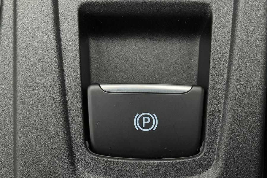 Ford RANGER Photo b27e9c69-ffd7-4283-aaa2-90c625ffd15a.jpg