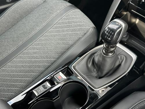 Peugeot 2008 Photo b27eb855-a16d-4979-8744-3165910c933f.jpeg