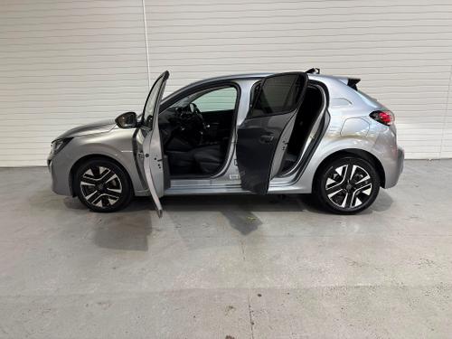 Peugeot 208 Photo b2909944-7d43-4b2b-9f27-a70246cea73c.jpeg