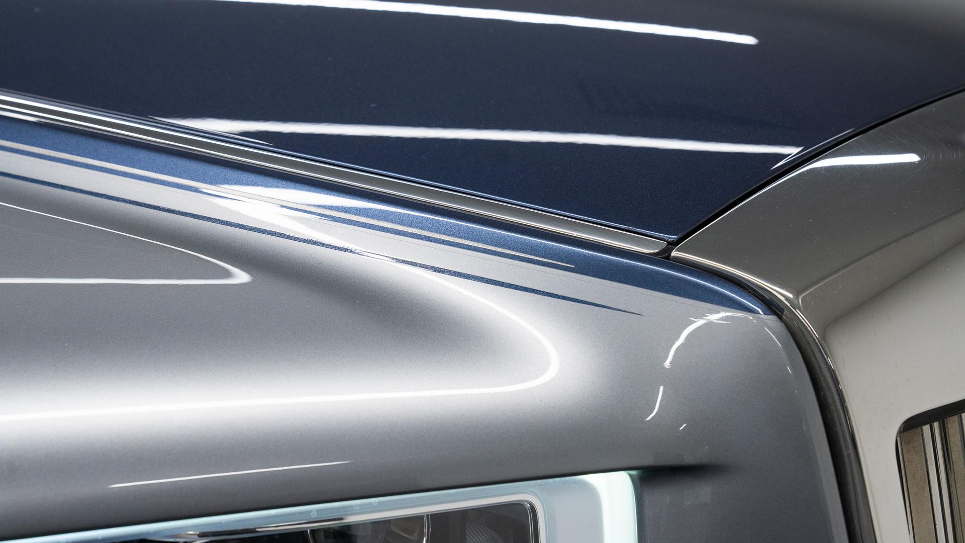 Rolls-Royce Phantom Photo b2aff667-b9e1-47ac-968b-28fc83c68b92.jpg