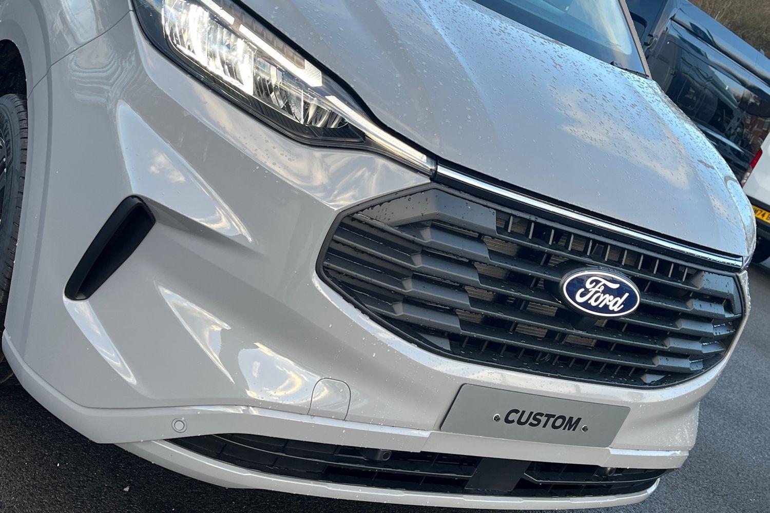 Ford TRANSIT CUSTOM Photo 40