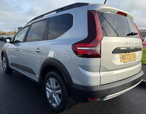 Dacia Jogger Photo b2c6af3d-438b-4a88-bc2e-e825dfa98ecc.jpeg