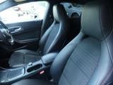 Mercedes-Benz CLA Photo 15