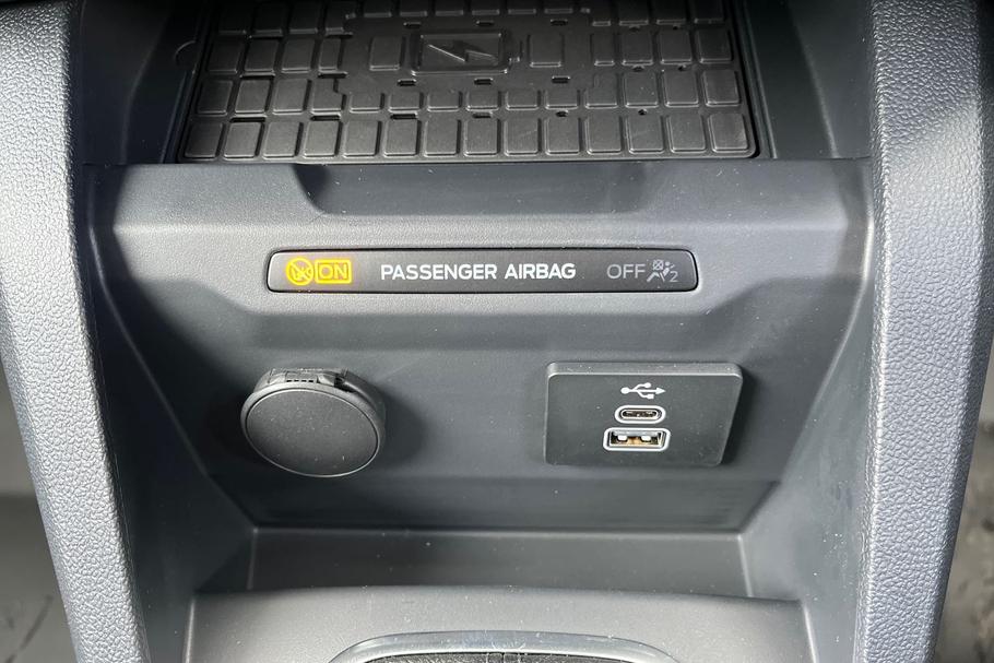 Used Ford TRANSIT COURIER COURIERLIM21 26