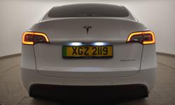TESLA MODEL Y Photo 21