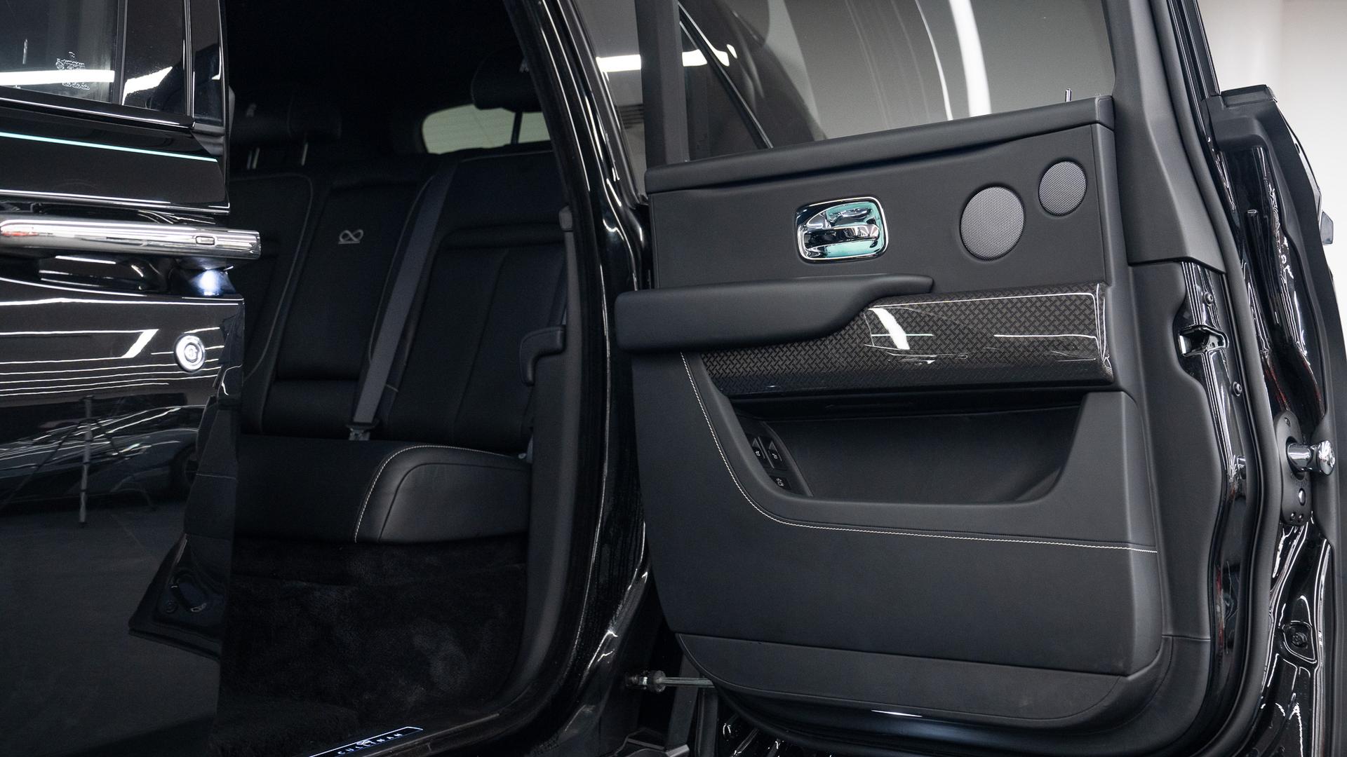 Rolls-Royce Cullinan Photo b2d98d72-64f7-413f-bbf3-a79812b47b81.jpg