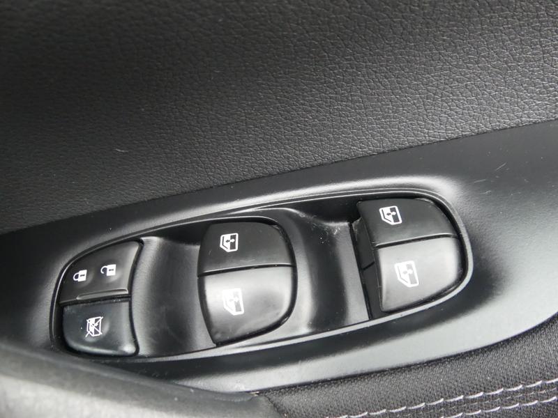 Nissan Qashqai Photo b2ec05a0-2763-480f-9174-fe40ea494f77.jpg