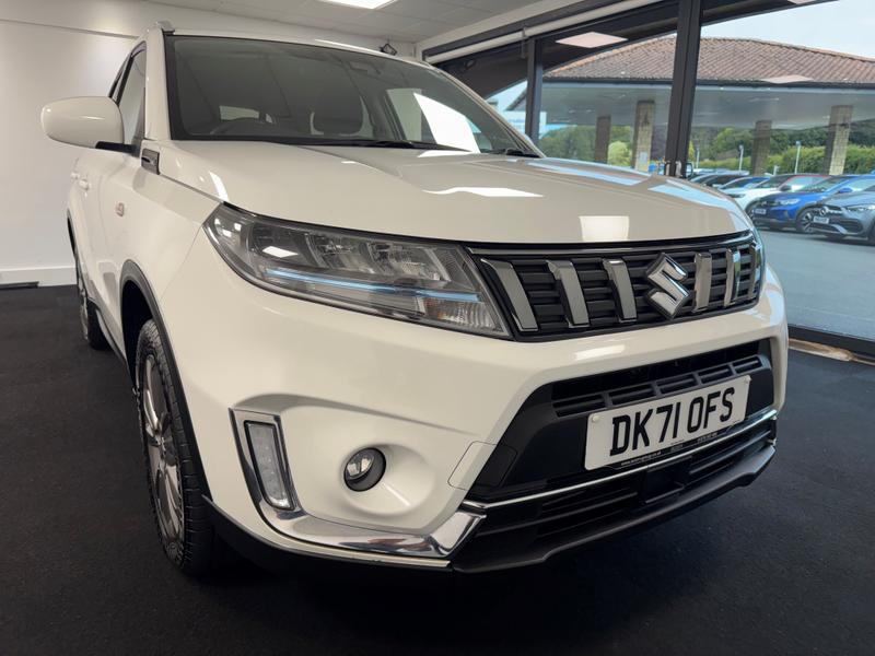 Suzuki Vitara Photo b2edee00-bcaa-44cf-b204-f584fc466885.jpg